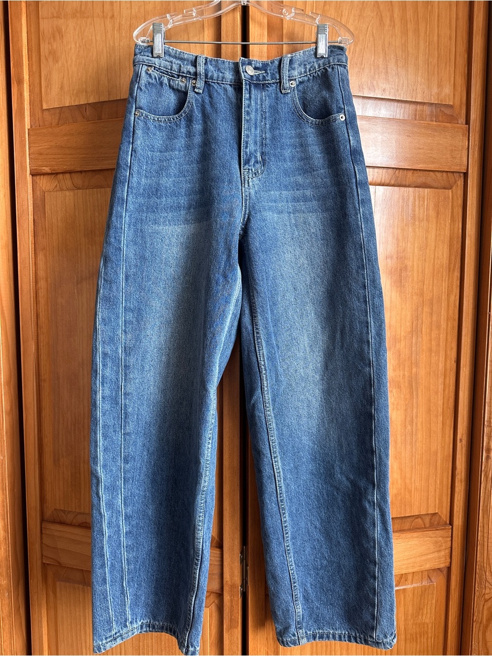 Aaron & Amber Light Wash Denim wide leg jeans- small